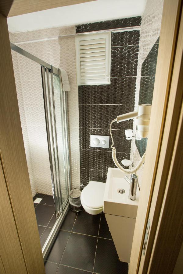 Honey Hotel Istanbul Exterior foto