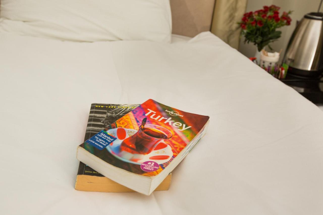 Honey Hotel Istanbul Exterior foto
